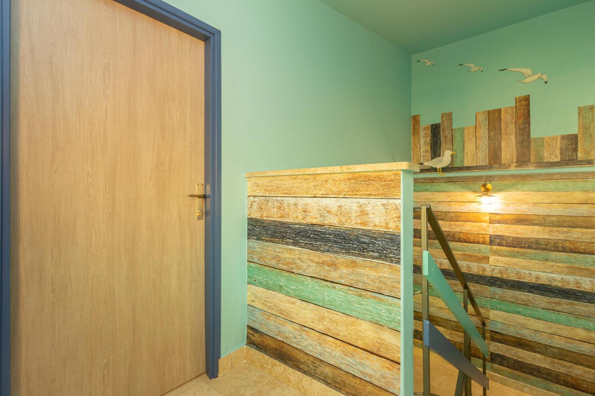 Rooms & Studio Apartments By The Way Baska  Exterior photo